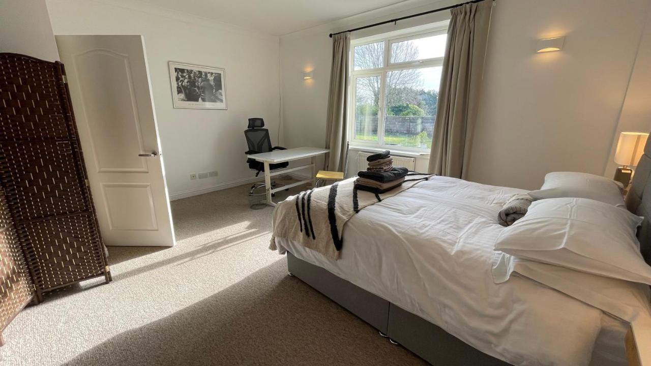 Fab Stay Uk - Coastal And Country Retreat With Free Secure Off Road Parking Minutes From Both Dover And Deal Exteriör bild